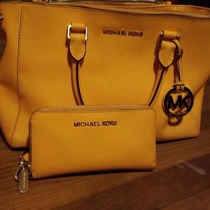 MK purse and matching wallet